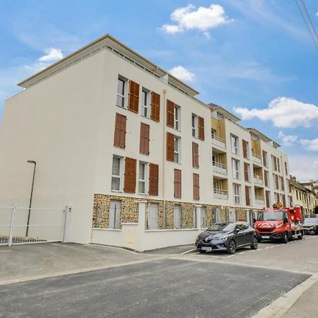Appartement F2 De Haut Standing En Hypercentre Avec Jardin Prive A 270 M De La Gare De Mantes ! Ngoại thất bức ảnh