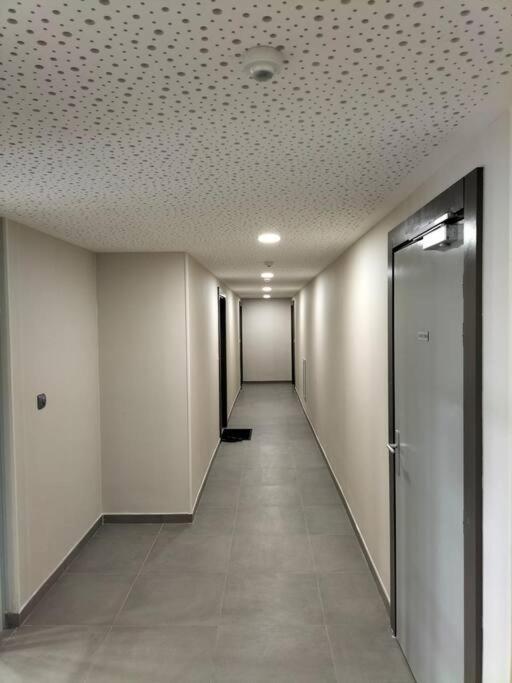 Appartement F2 De Haut Standing En Hypercentre Avec Jardin Prive A 270 M De La Gare De Mantes ! Ngoại thất bức ảnh